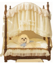 Georgian Pet Home Bed