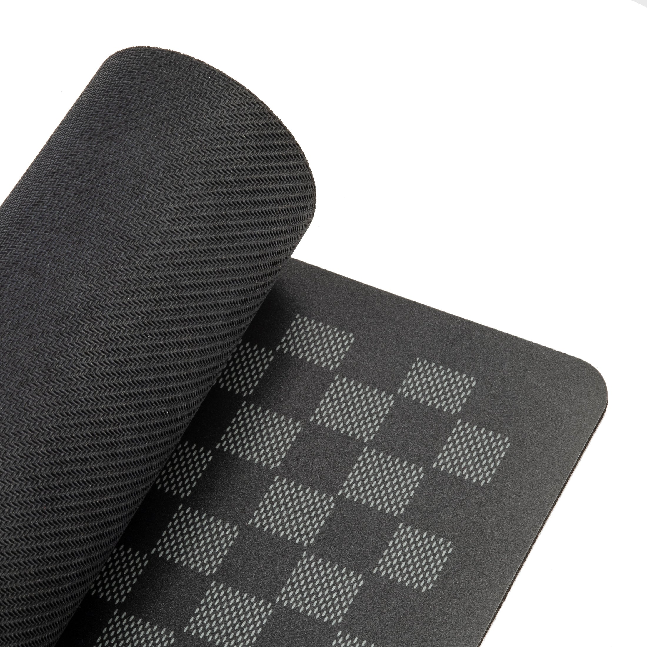 Black Checker Chewy Vuiton Bowls & Placemat Bundle
