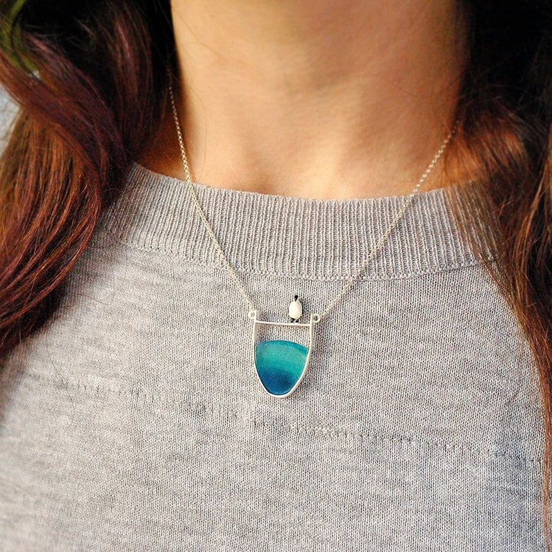 925 Sterling Silver Natural Agate Penguin Pendant Necklace