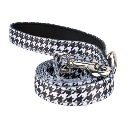 EcoBark Houndstooth Dog Leash by Southlake Paws, featuring a padded comfort grip and stylish houndstooth pattern. Available i