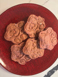 Load image into Gallery viewer, Crunchy Beetalicious PAWs Organic Beet Dog Treats
