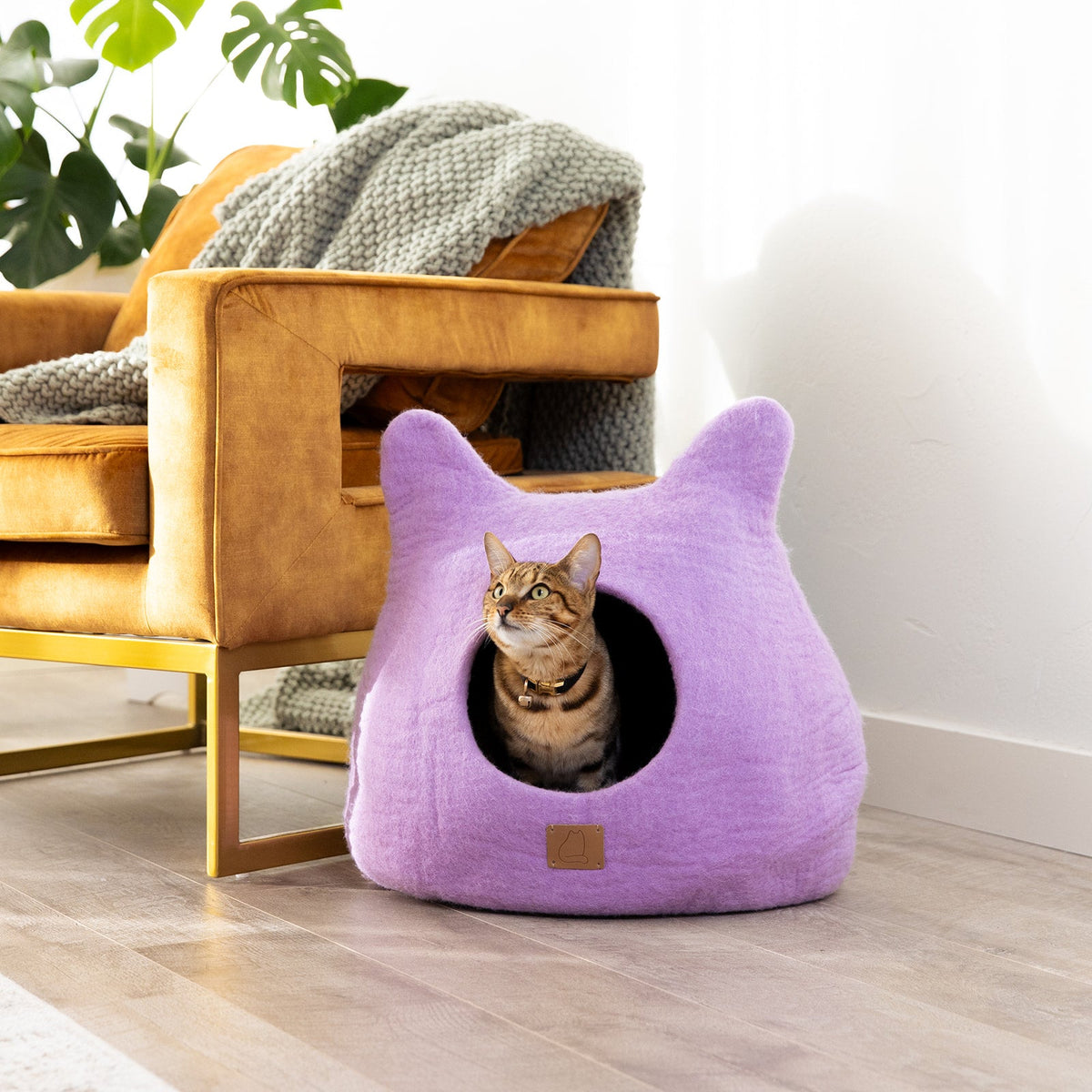 Lilac Purple | Ear Style Cave