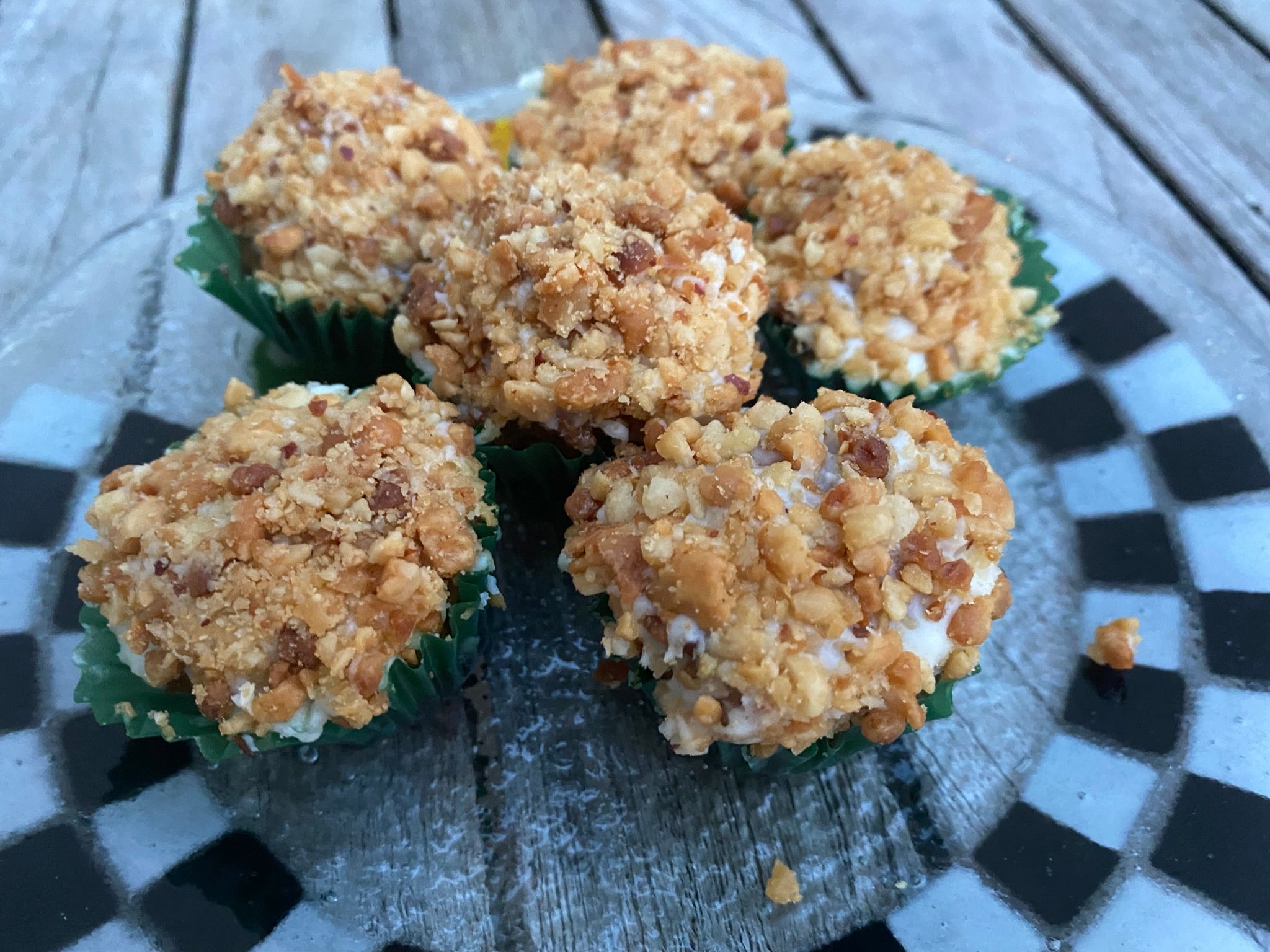 Organic Dozen Apple Mini Pupcakes Dog Treats