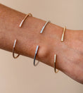 Load image into Gallery viewer, OLIVE & CHAIN Diamond Bar Flexible Bangle
