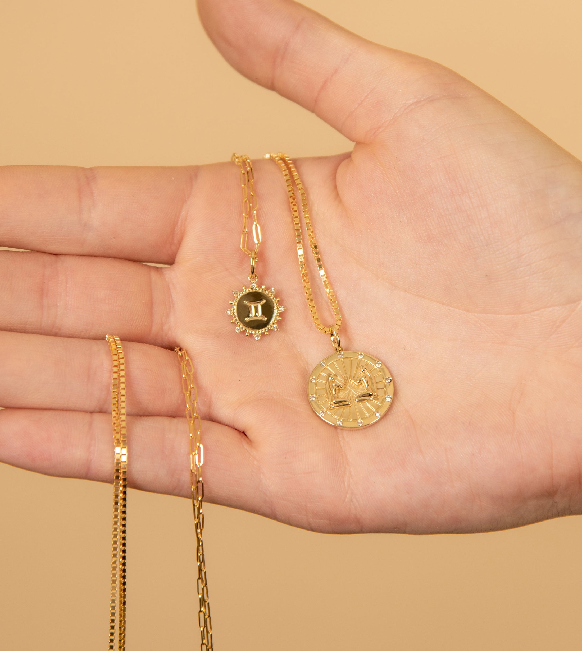 OLIVE & CHAIN Diamond Zodiac Medallion Charm Necklace - Yellow Gold, Aries, 18" Cable