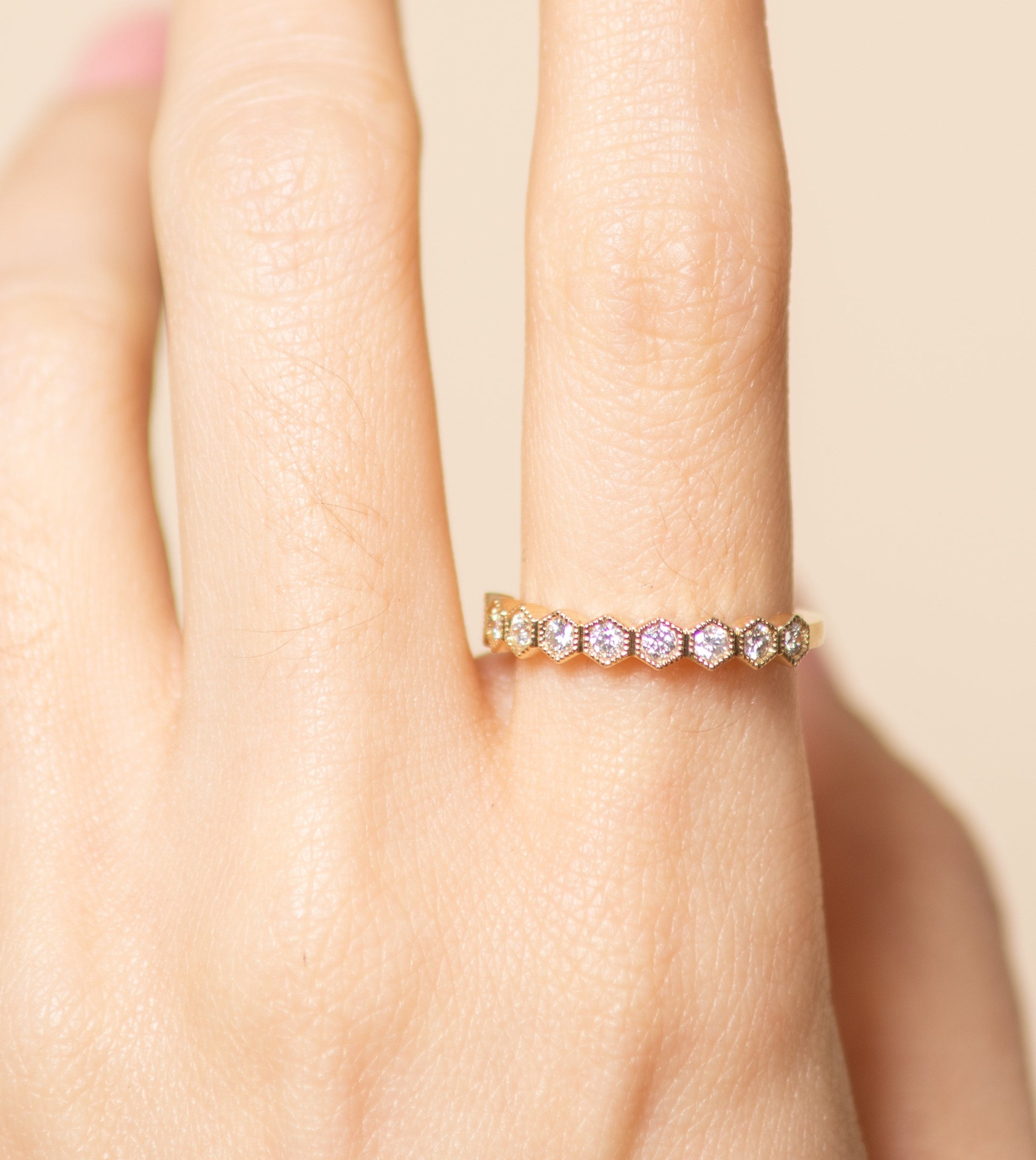 OLIVE & CHAIN Diamond Hexagon Set Band - Yellow Gold, 7.5