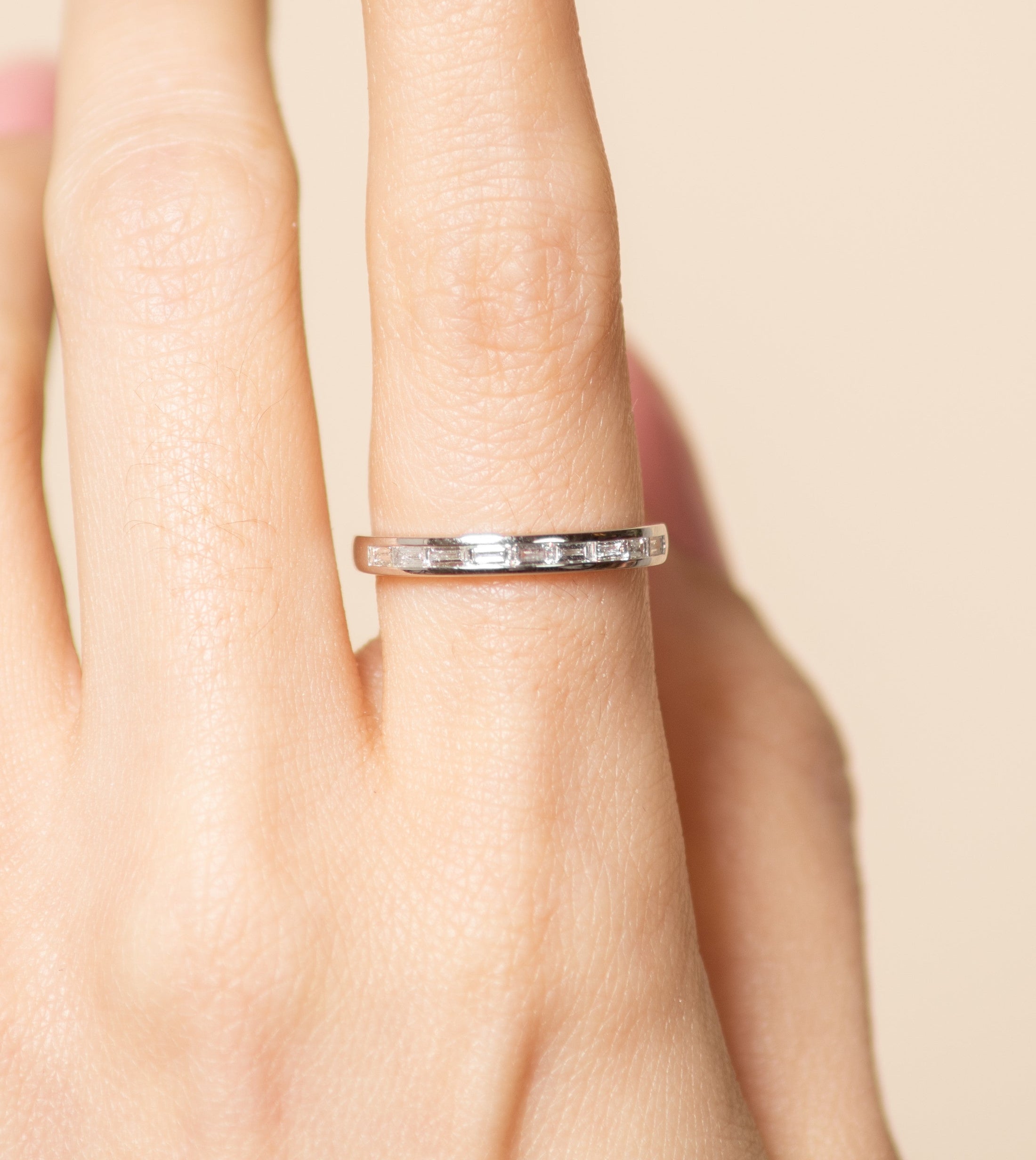 OLIVE & CHAIN Diamond Baguette Channel Set Band - Yellow Gold, 7.5