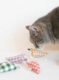 Load image into Gallery viewer, MODERN MOUSE - GINGHAM
