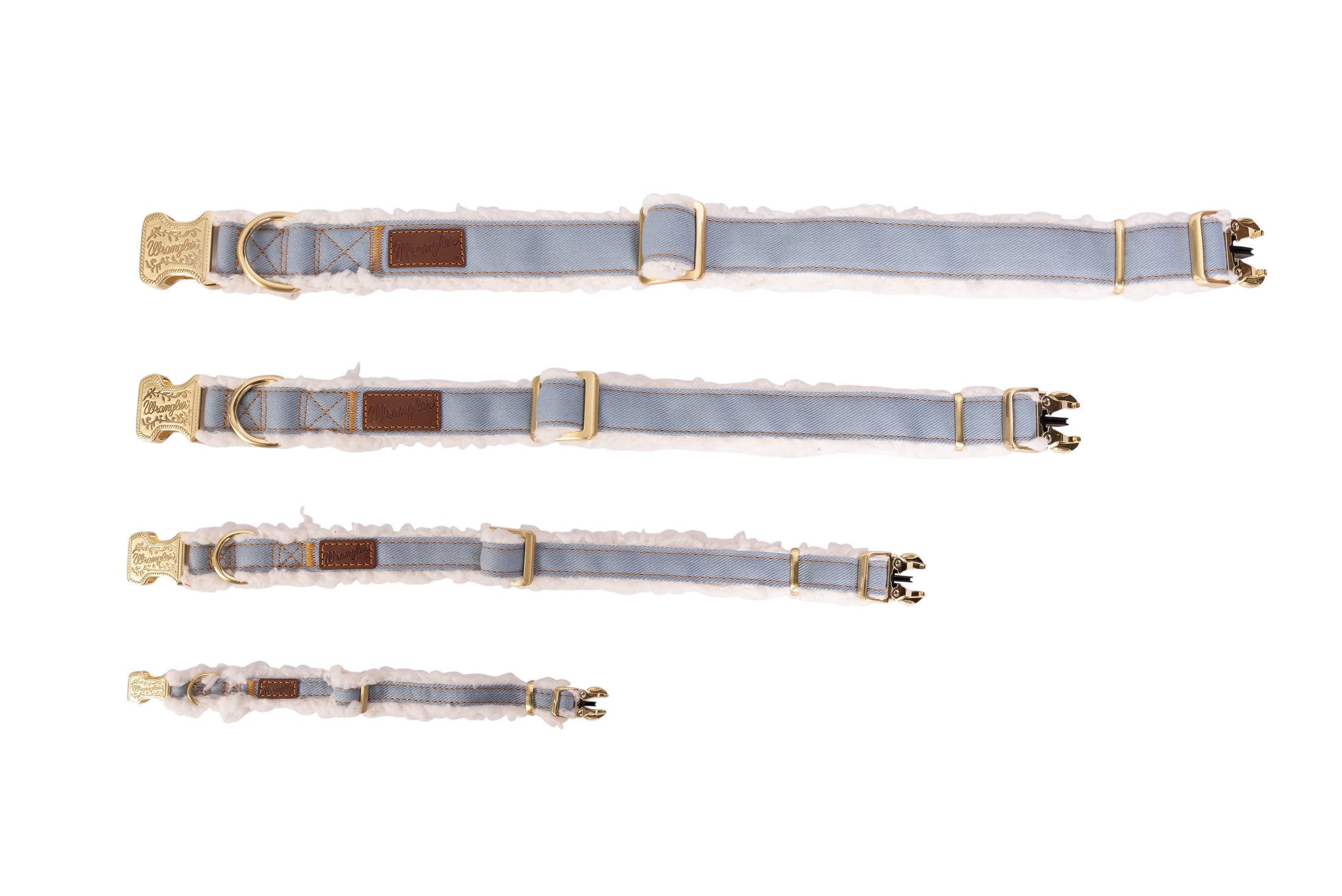 Wrangler® Denim and Sherpa Dog Collar – Light Wash