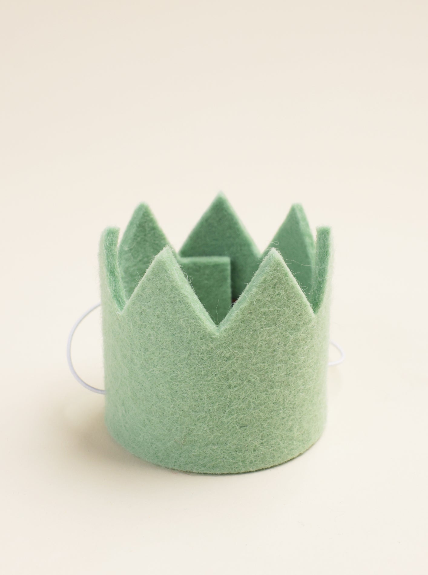 NEUTRAL PARTY CROWNS 