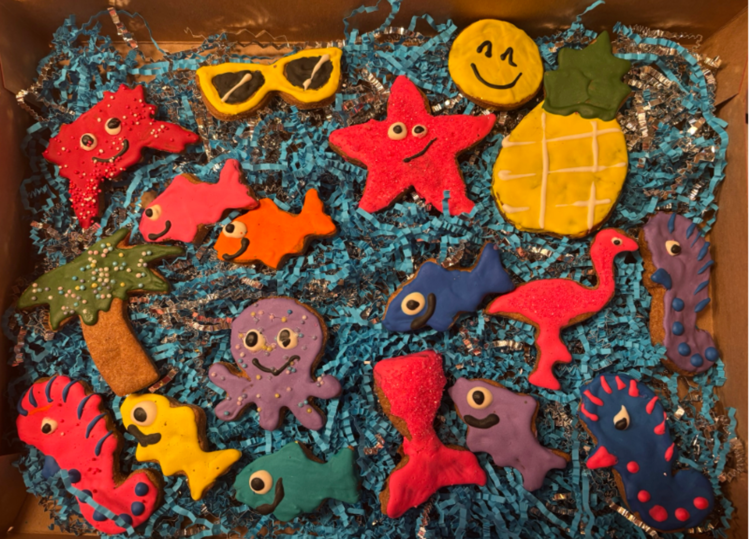 Organic PAWaquarium Dog Cookie Box