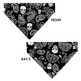 Load image into Gallery viewer, Pet Bandana - Bandana/Skulls Black/White
