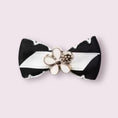Load image into Gallery viewer, Maison Élégance – Haute Couture Pet Bow Collection - image 3
