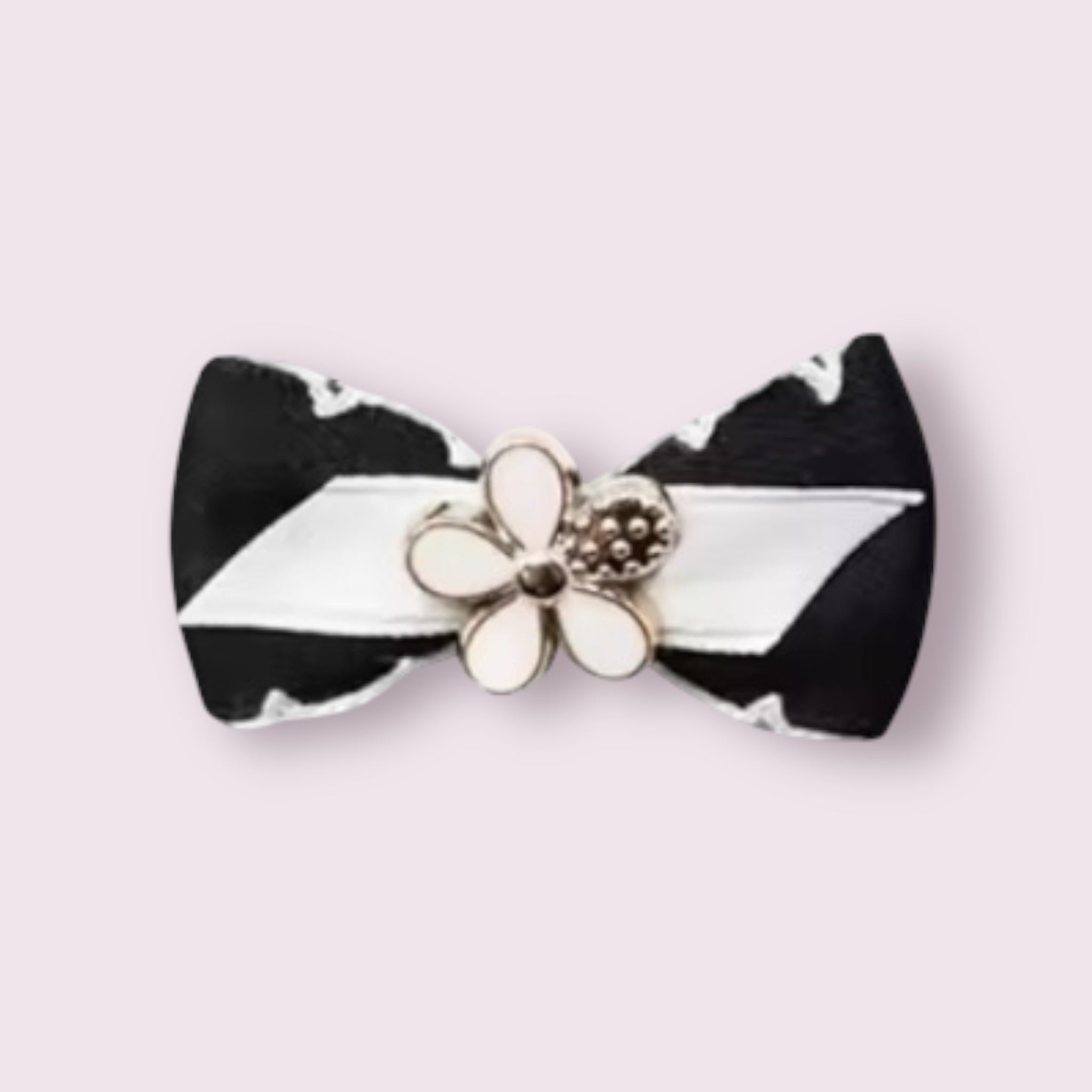 Maison Élégance – Haute Couture Pet Bow Collection - image 3