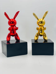 Red Balloon Rabbit Statue