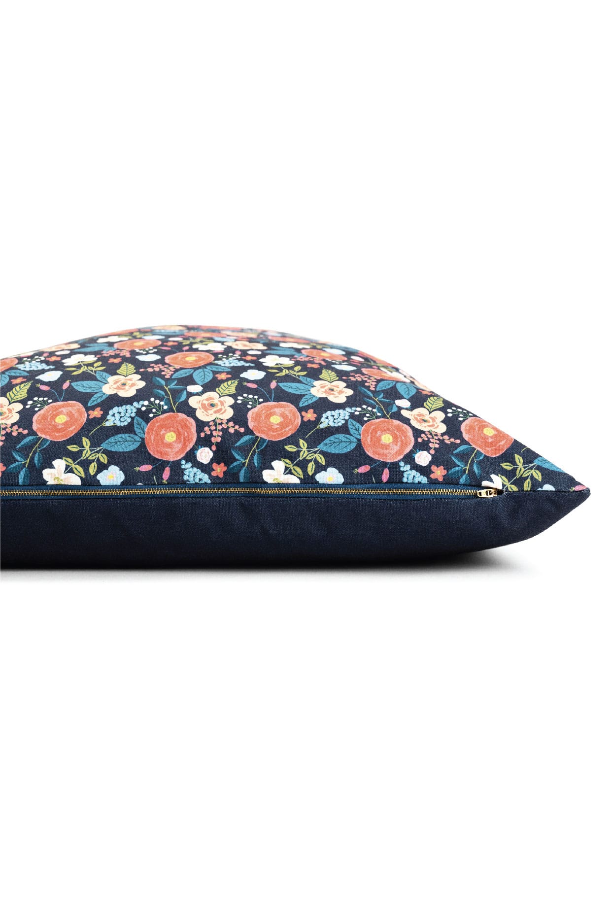 Riley Dog Bed