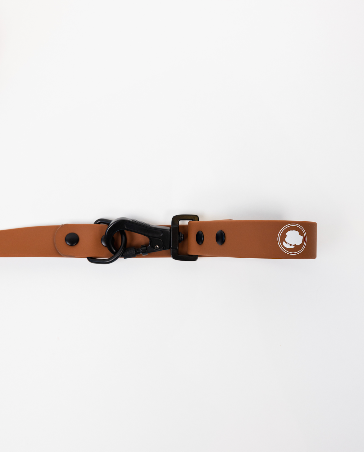 Coco Brown dog leash by The Modern Dog Company, featuring a sleek design with a black clip and logo.