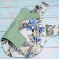 Load image into Gallery viewer, Tommy Bahama Pet - Frandy
