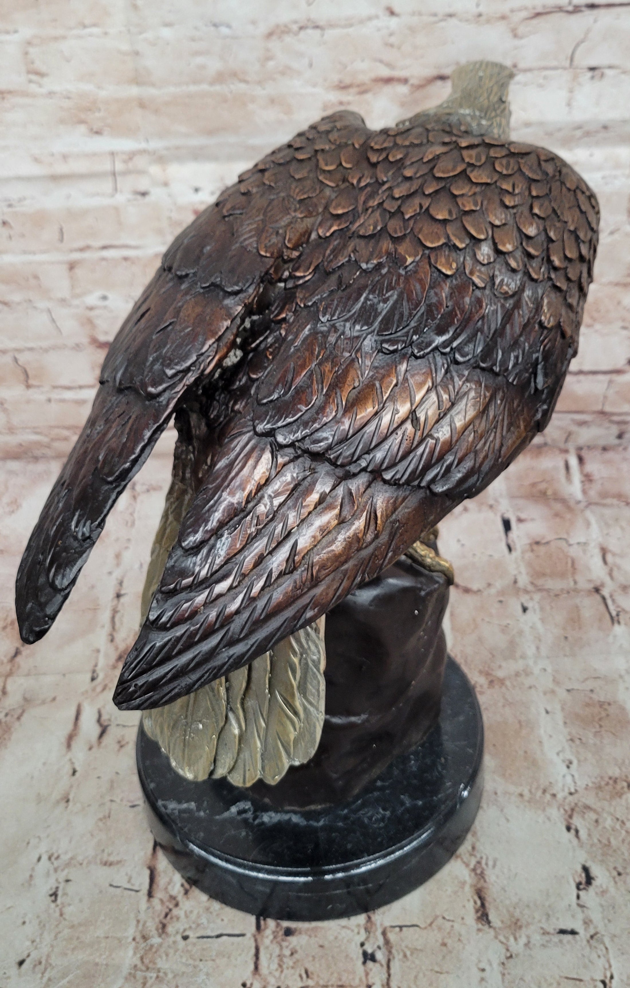 Detailed Bronze Bald Eagle Sculpture – Moigniez Signature Bird Piece