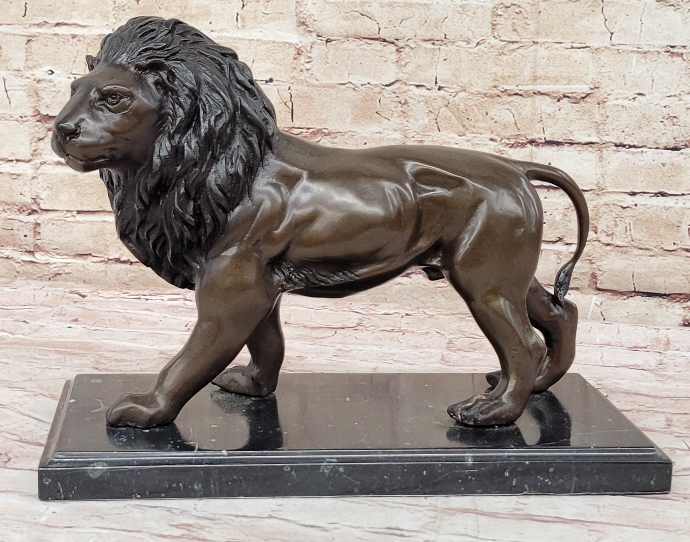 Hot Cast Bronze Hunting Lion Puma Lioness Jungle Safari Statue Sculpture Figurine