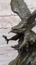 Load image into Gallery viewer, BRONZE Eagle Hawk Falcon Osprey Garden Park Zoo Statue Sculpture Figure
