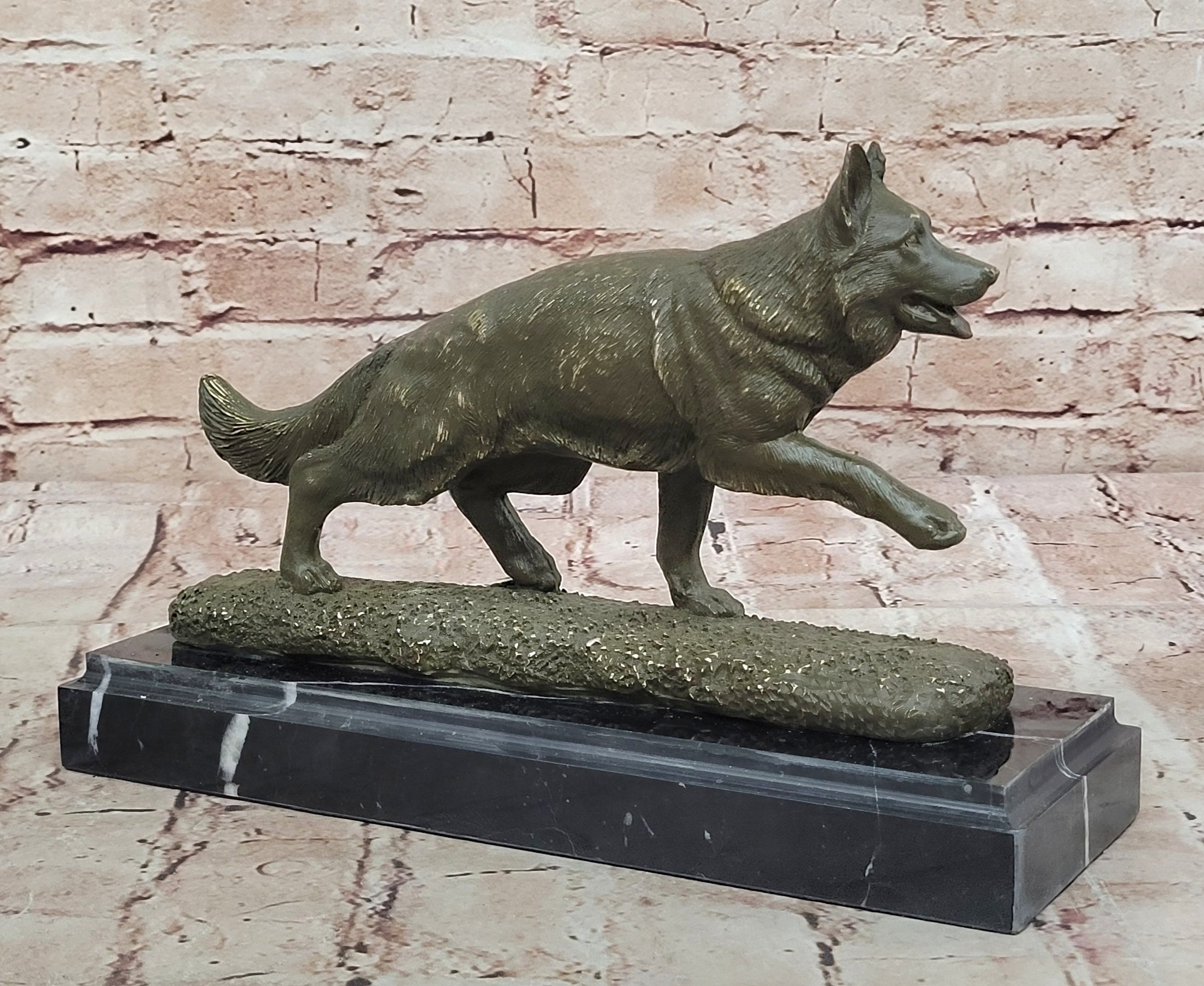 Bronze German Shepherd Statue – Guard Dog Sculpture Decor