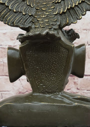 Bronze Eagle and Handshake Statue – Patriotic American Unity Sculpture