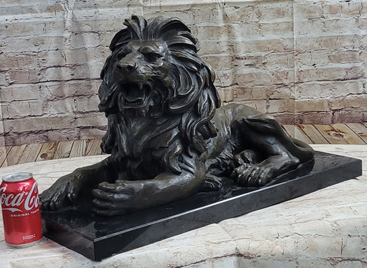 Hot Cast Bronze Guardian Lion on Marble Base after Antoine Barye