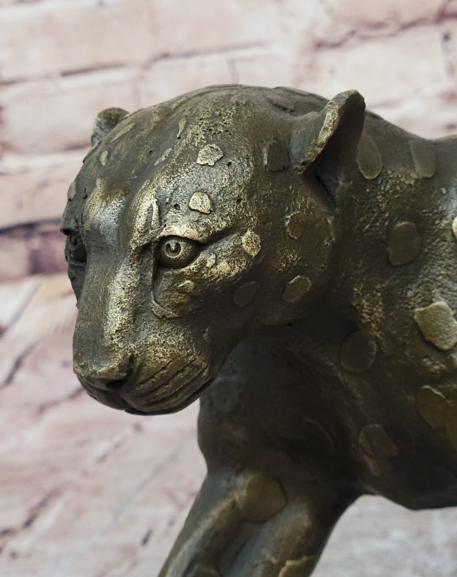 Hot Cast Bronze Cheetah Cat Figurine Sculpture Statue Decor