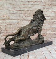 Majestic Bronze Lion in Roaring Pose – Dynamic Wildlife Sculpture on Marble Base