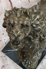 Majestic Bronze Lion in Roaring Pose – Dynamic Wildlife Sculpture on Marble Base