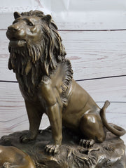 Male and Female Lions African Lion Safari Savannah Bronze Sculpture Statue Art Decor