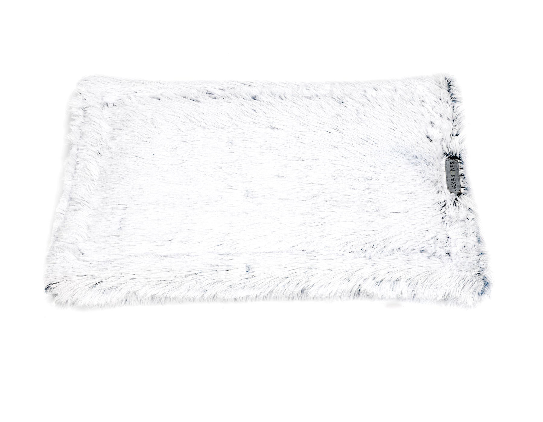 Southlake Paws Arctic Shag Cozy Mat in white, featuring a soft, fluffy texture and a plush border for comfort.