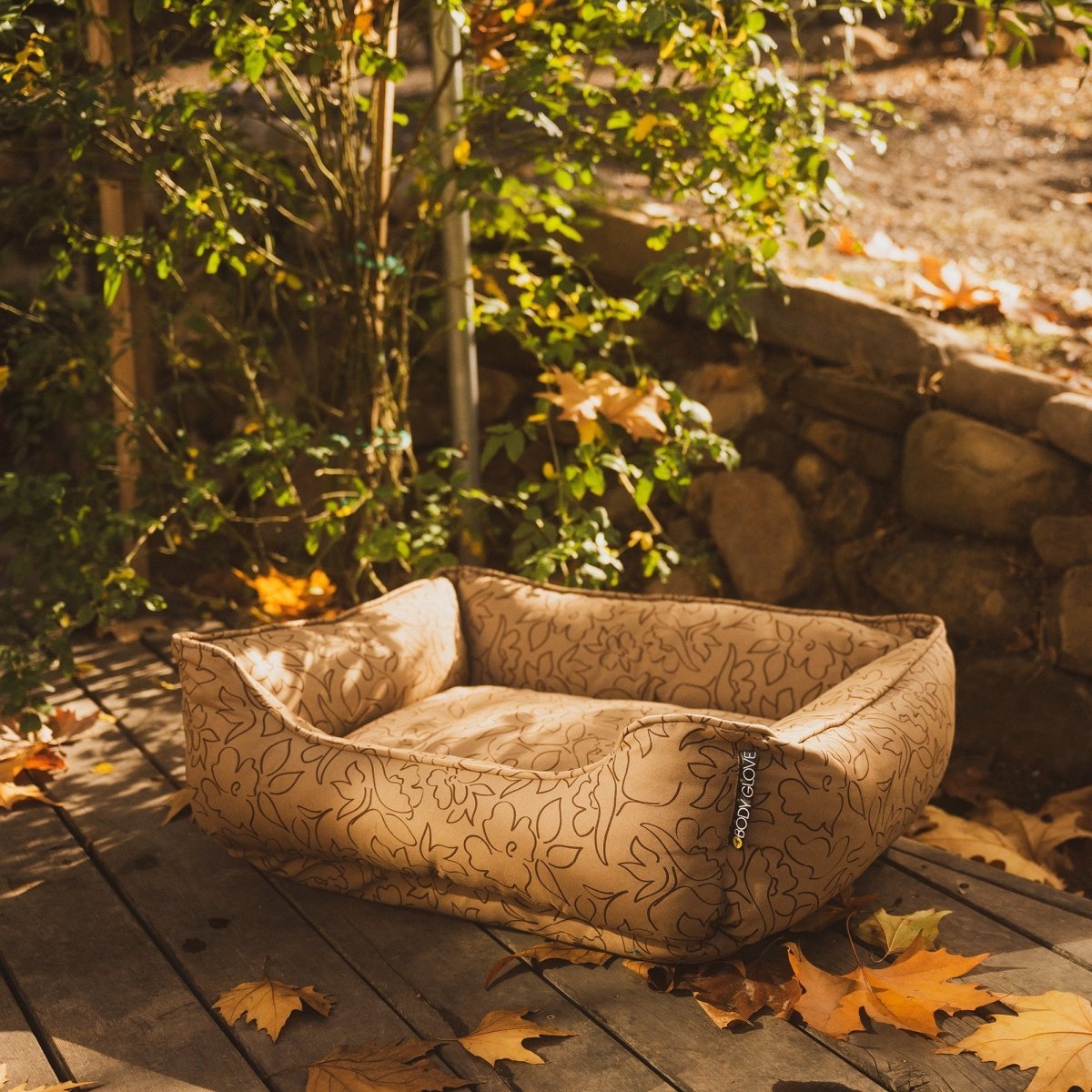 Body Glove Paintflower Kuddler Pet Bed - Earth - M