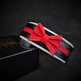 Load image into Gallery viewer, The "Bowtie" collar black
