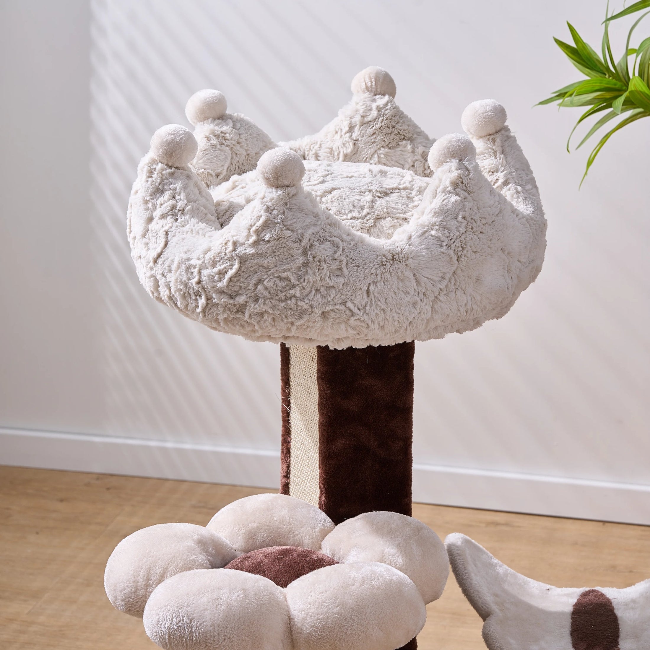 Rose Crown Cozy Luxury Plush Cat Bed for Indoor Cats