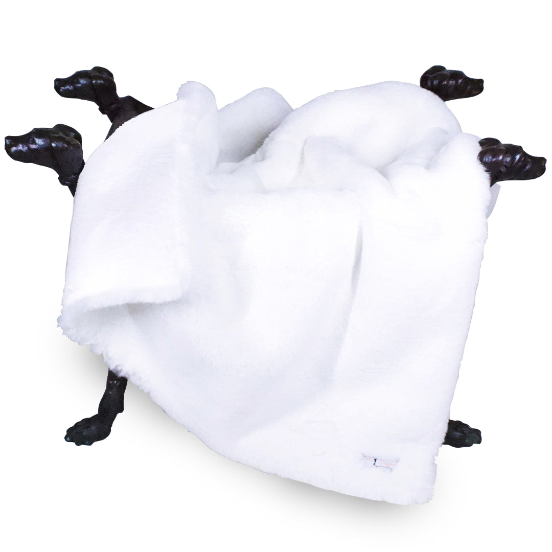 Divine Plus Dog Ultra - plush Handmade blanket - Luxury Dog Bed from Southlake Paws