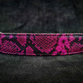 Load image into Gallery viewer, The ''Rock Python'' collar PINK
