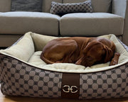 Signature Scoop Bed-Sheepskin Ivory White