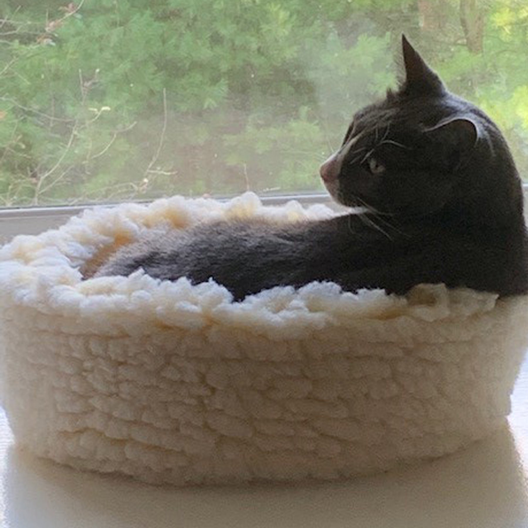 HuggleFleece® HuggleSnuggler™ Cat & Dog Beds - image 7