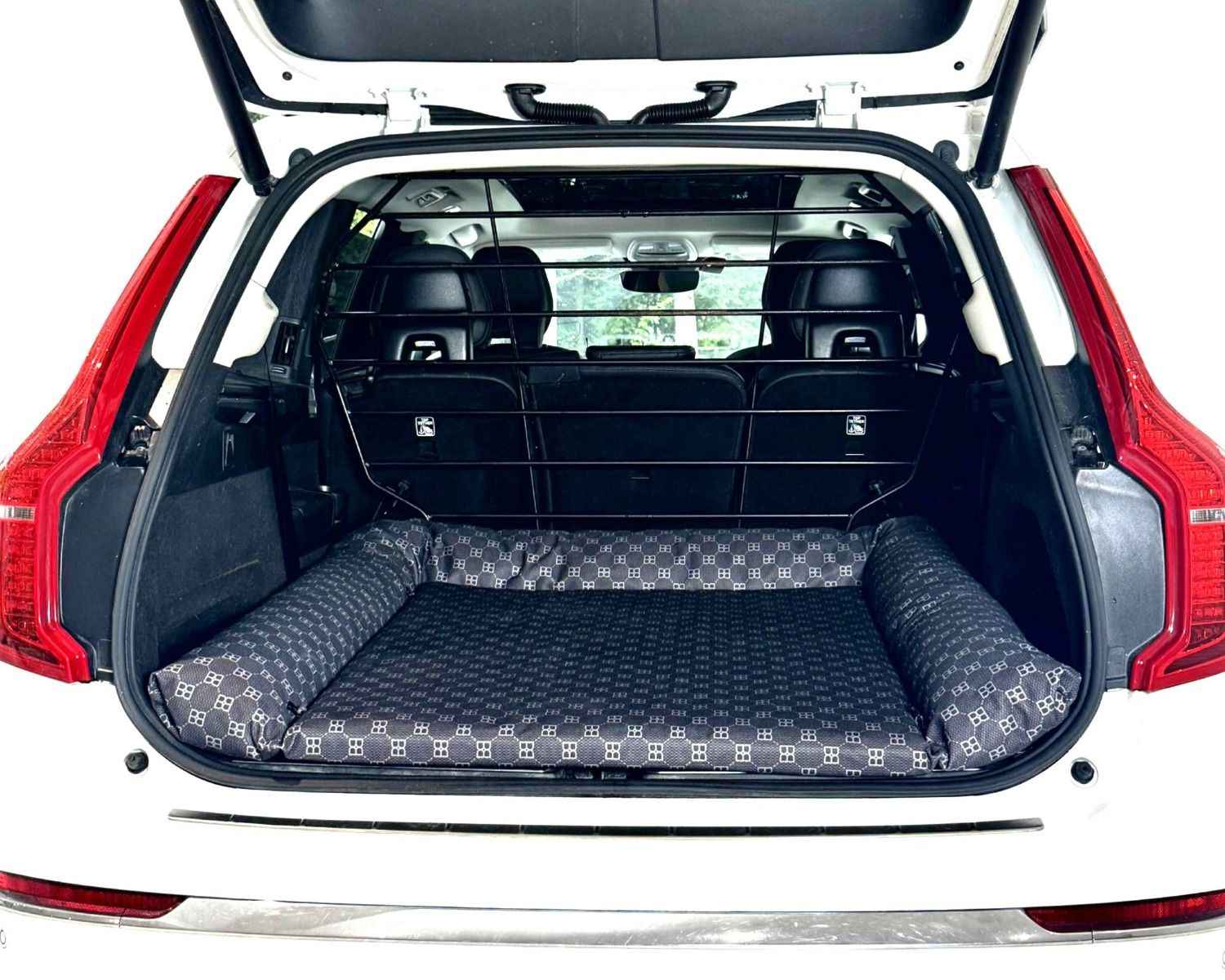 Bowsers SUV Cargo Lounger Dog Bed in Wrangler