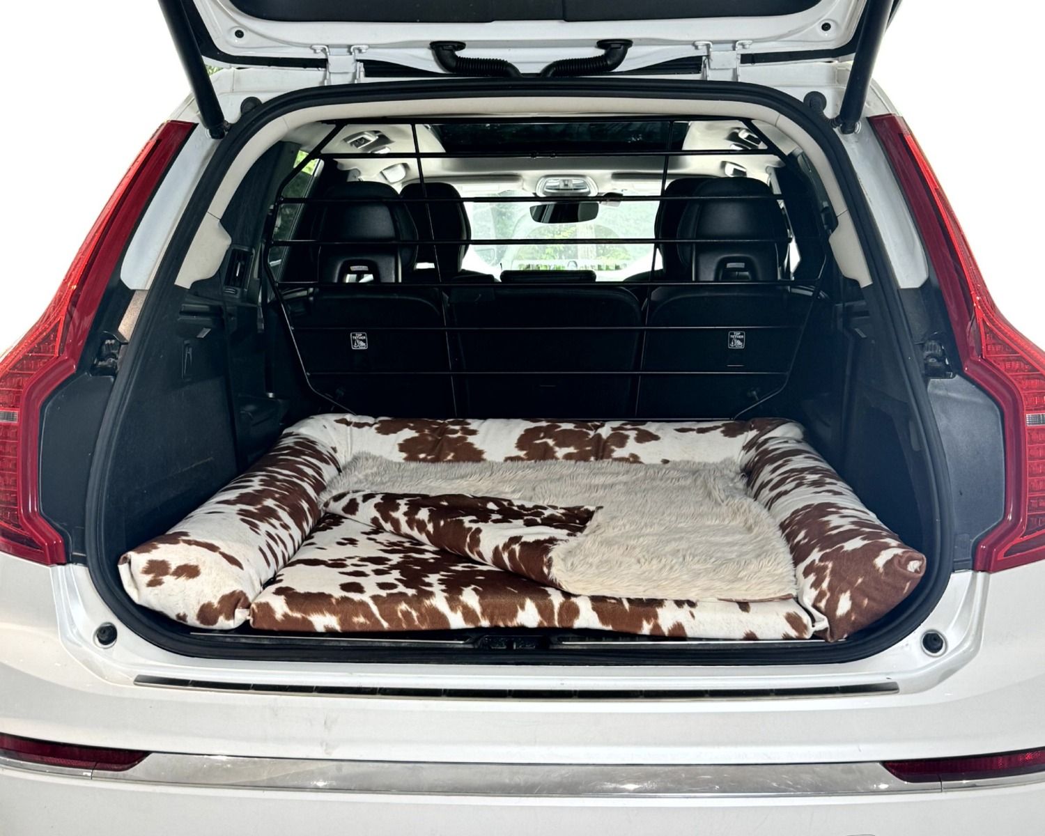Bowsers SUV Cargo Lounger Reversible Blanket Topper in Durango/Fluffernutter