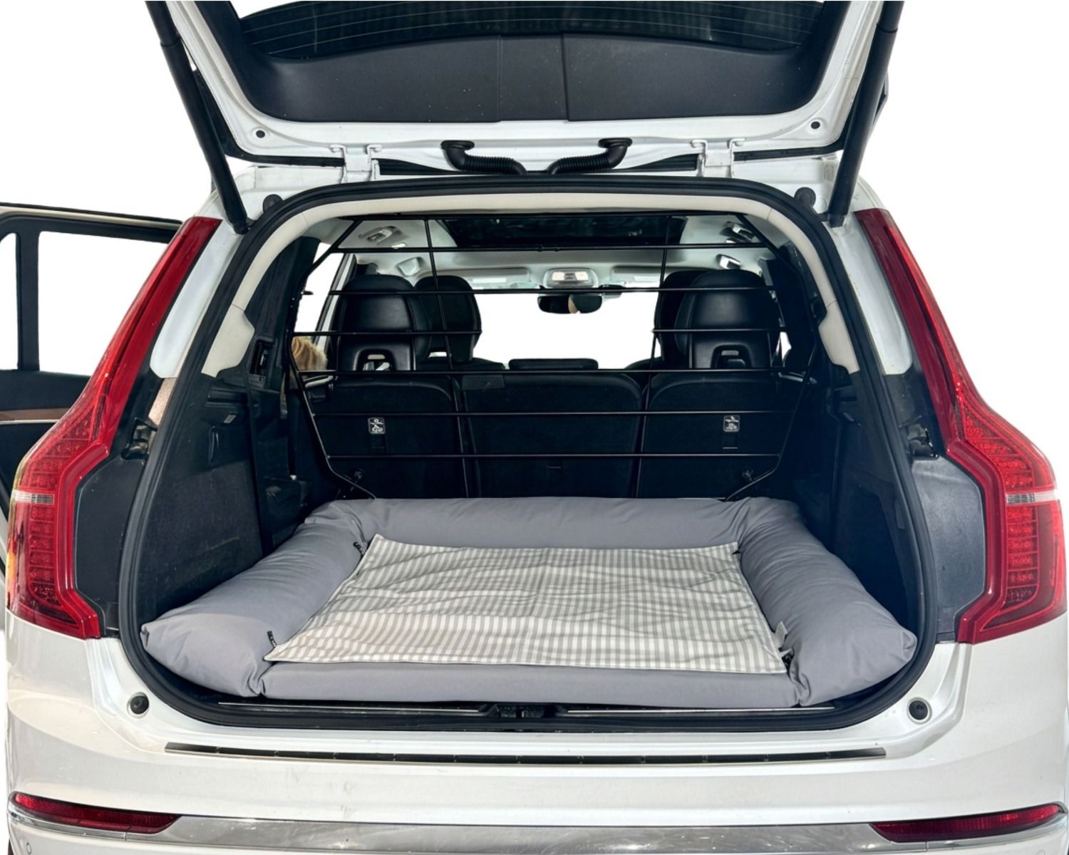 Bowsers SUV Cargo Lounger Reversible Blanket Topper